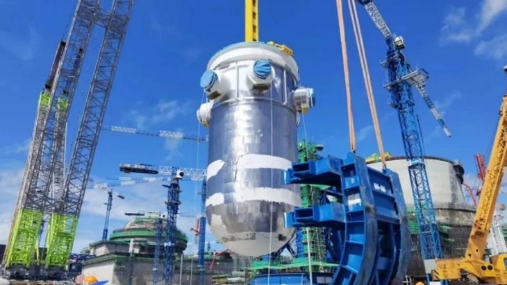 🇨🇳 На Чжанчжоу-2 встановлено корпус реактора