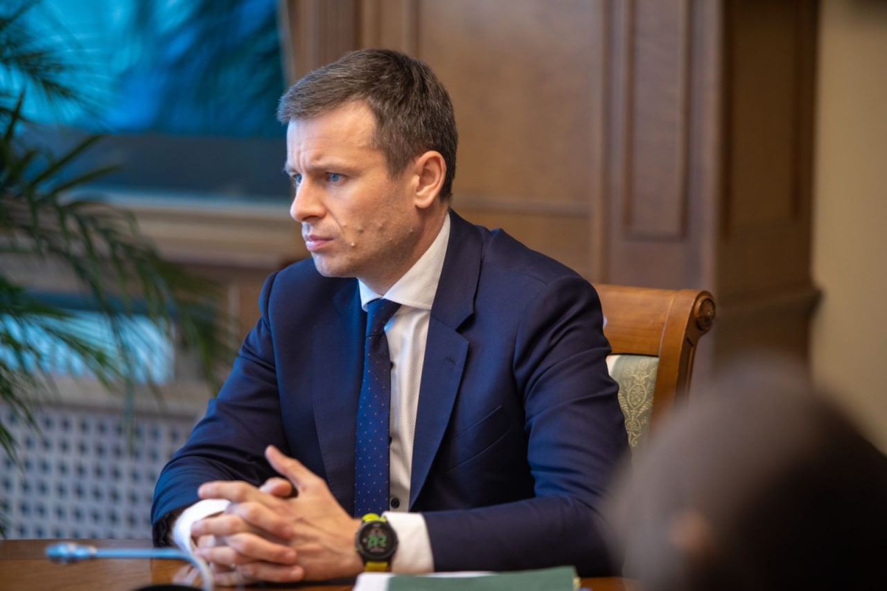 Пропозиція забрати надбавки у депутатів – це популізм, – міністр фінансів Сергій Марченко