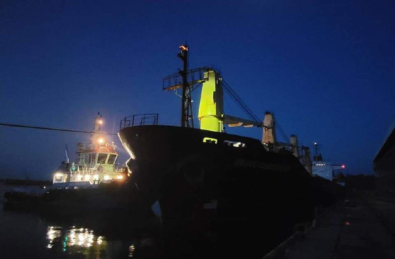 Сегодня утром из порта «Южный» в Одесской области вышел балкер BRAVE COMMANDER с зерном для Эфиопии