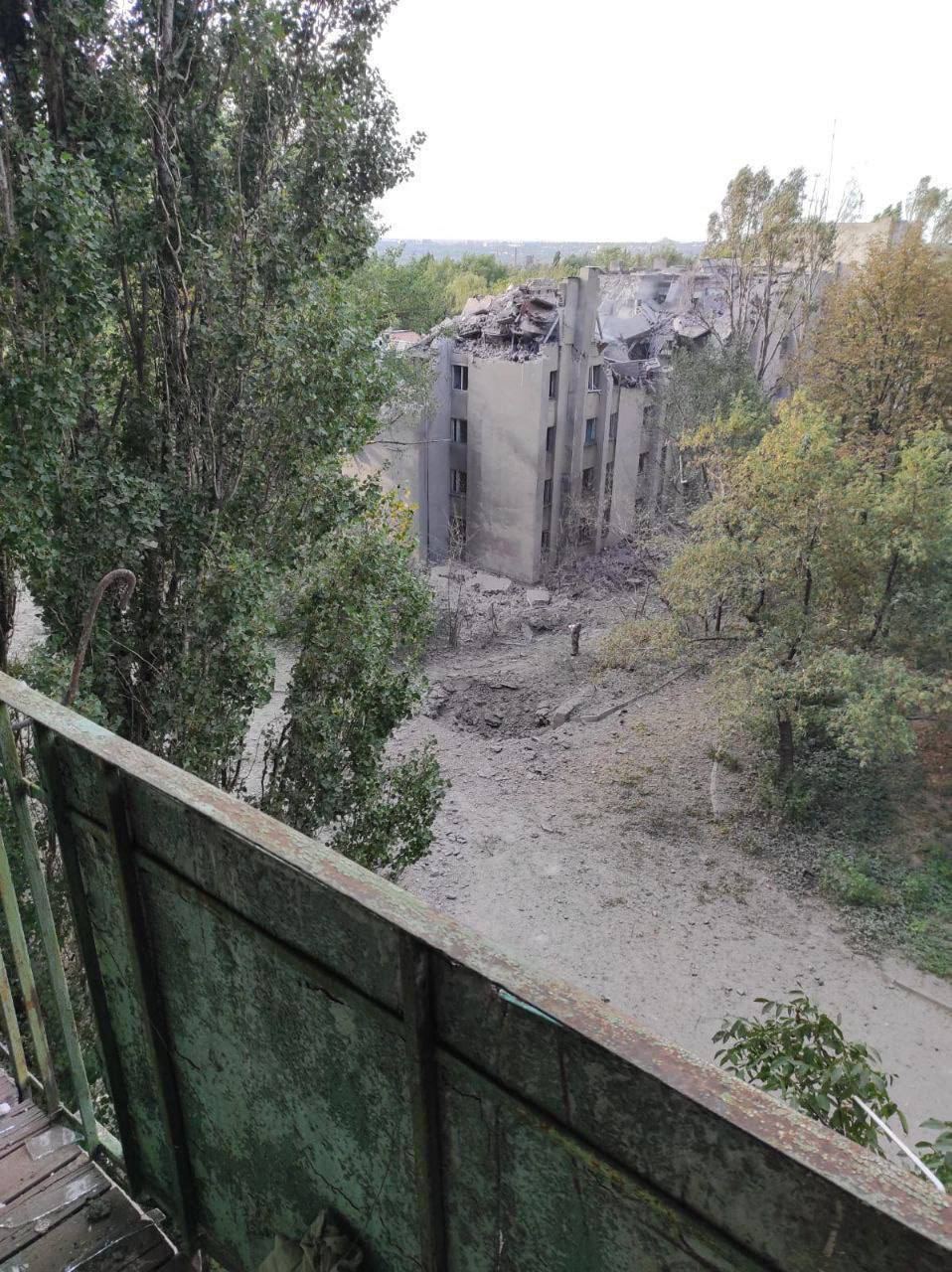 ВСУ уничтожили базу оккупантов во временно оккупированной Кадиевке (Стаханов) Луганской области