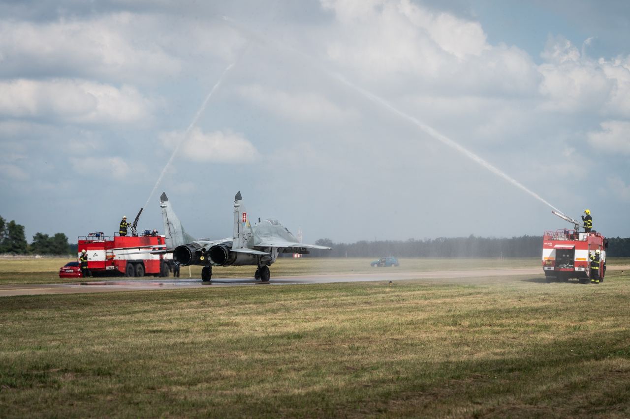 Словакия официально попрощалась с МиГ-29AS,