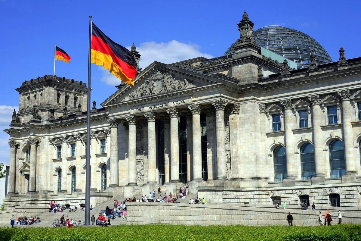Двух высокопоставленных немецких чиновников подозревают в работе на рф, – Die Zeit