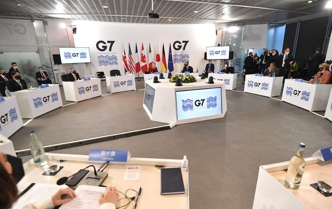 Министры финансов G7 согласовали лимит цены на российскую нефть, – Sky News