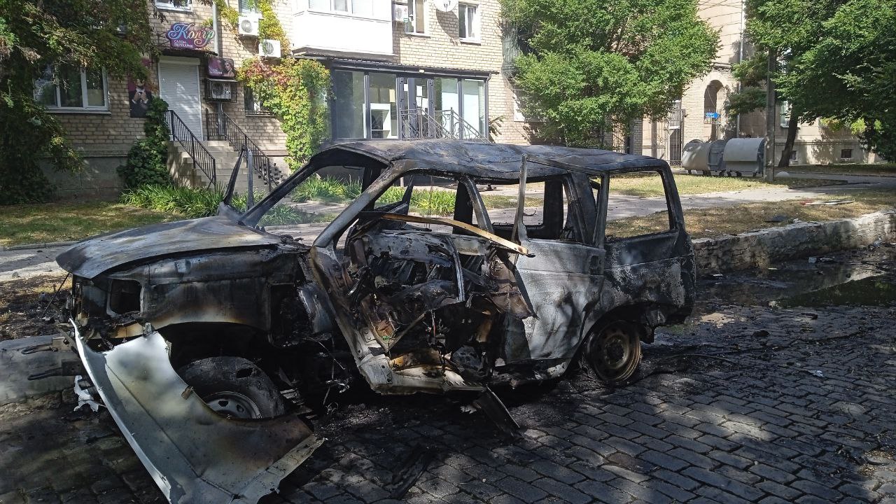⚡️Раненый при взрыве машины в центре Бердянска комендант города Артем Бардин госпитализирован в тяжелом состоянии в больницу