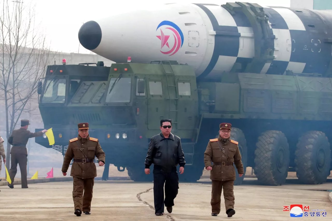 Северная Корея официально провозгласила себя ядерной державой и законодательно закрепила условия для применения ядерного оружия 🤯