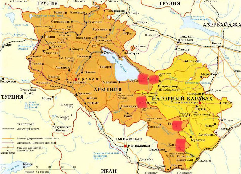 Азербайджан атаковал армянскую границу 