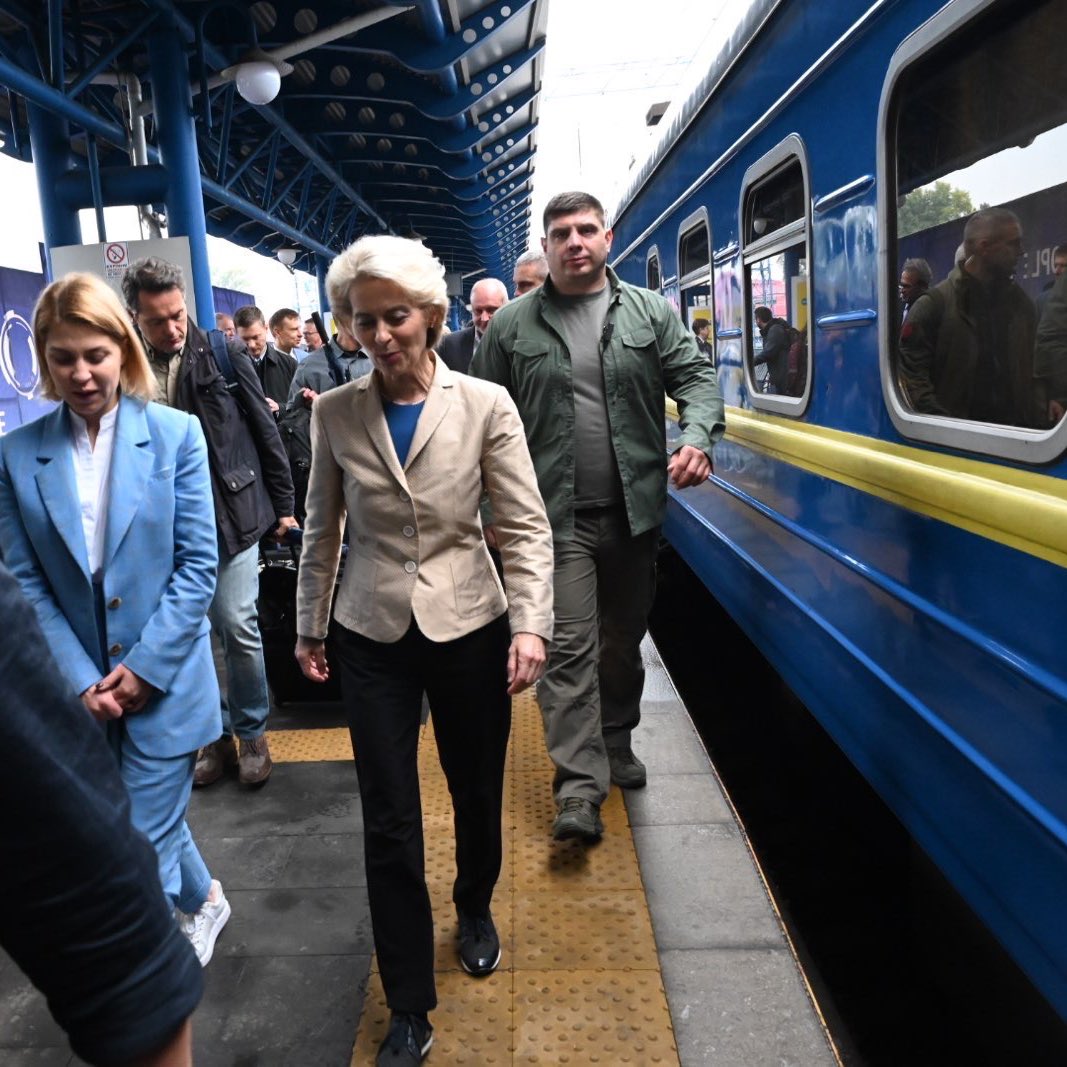 ⚡️Глава Европейской комиссии Урсула фон дер Ляйен прибыла в Киев с рабочим визитом