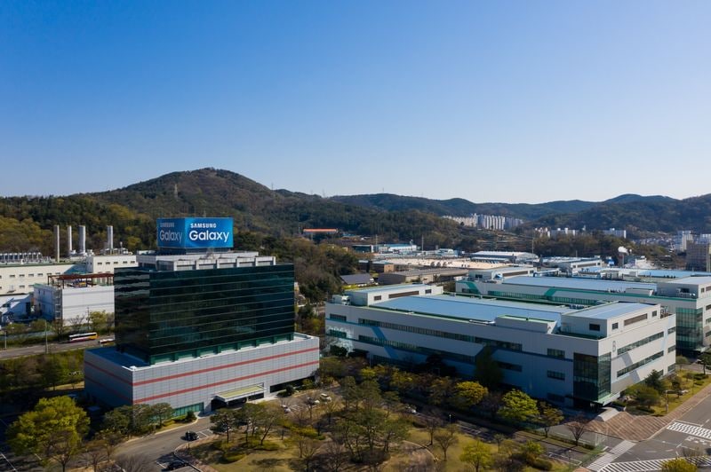 💨 Samsung інвестує 5 млрд