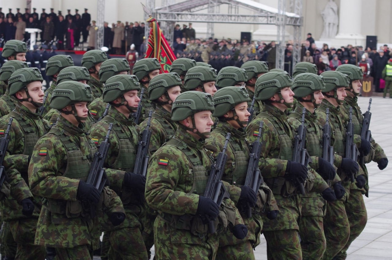Министерство обороны Литвы приводит в повышенную боевую готовность свои войска из-за частичной мобилизации в рф