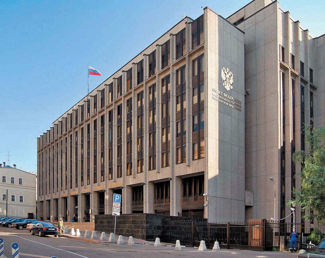 Совет Федерации одобрил поправки в УК о мобилизации и наказании за сдачу в плен до десяти лет