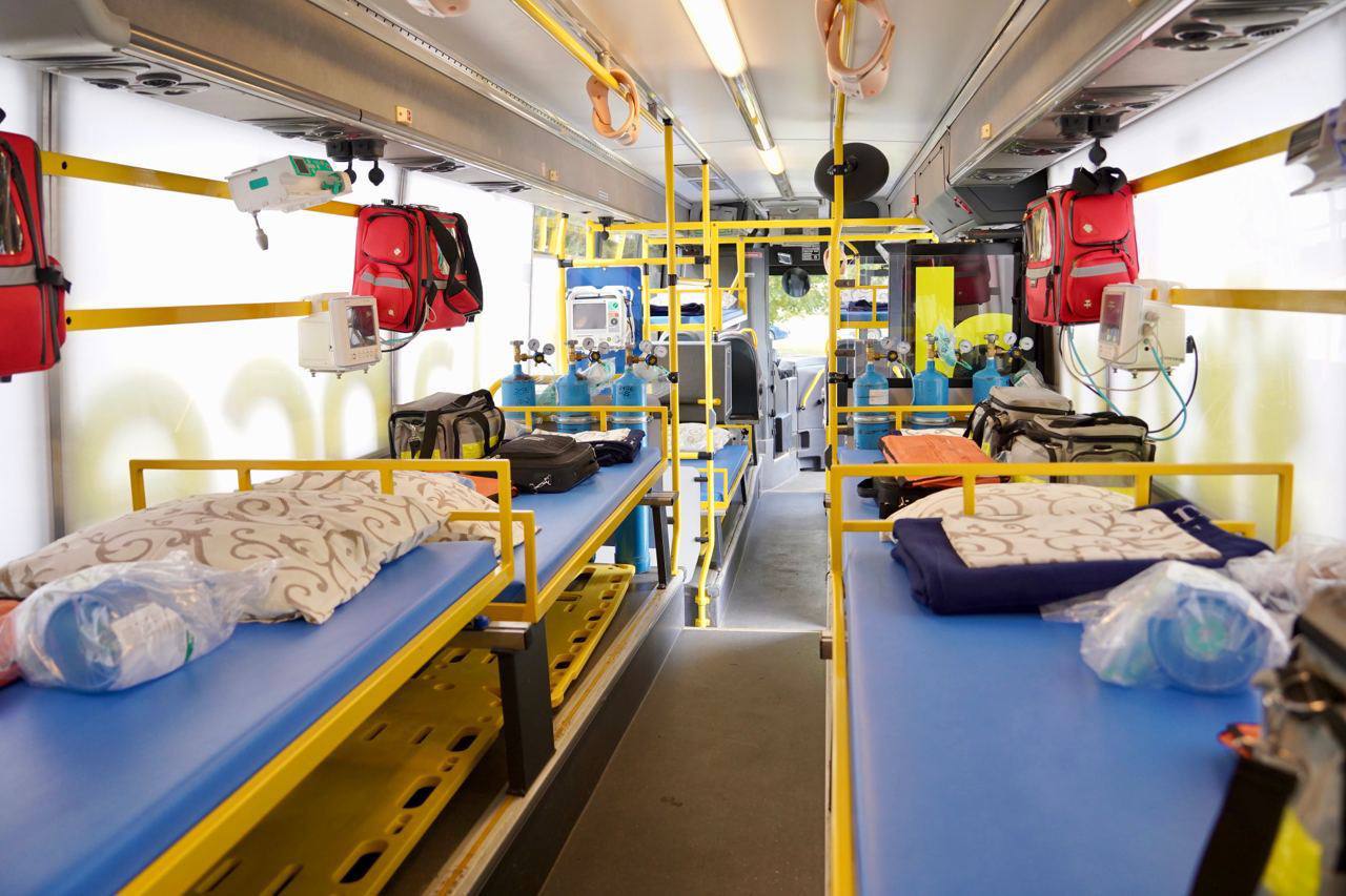 На Полтавщине создали уникальный эвакуационный автобус для раненых