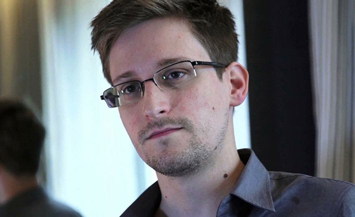 ⚡️Эдвард Сноуден получил российское гражданство