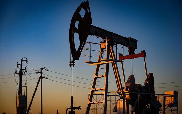 ‼️Министерский мониторинговый комитет  ОПЕК+ согласился сократить добычу нефти на 2 млн баррелей в сутки, сообщает Reuters со ссылкой на три источника