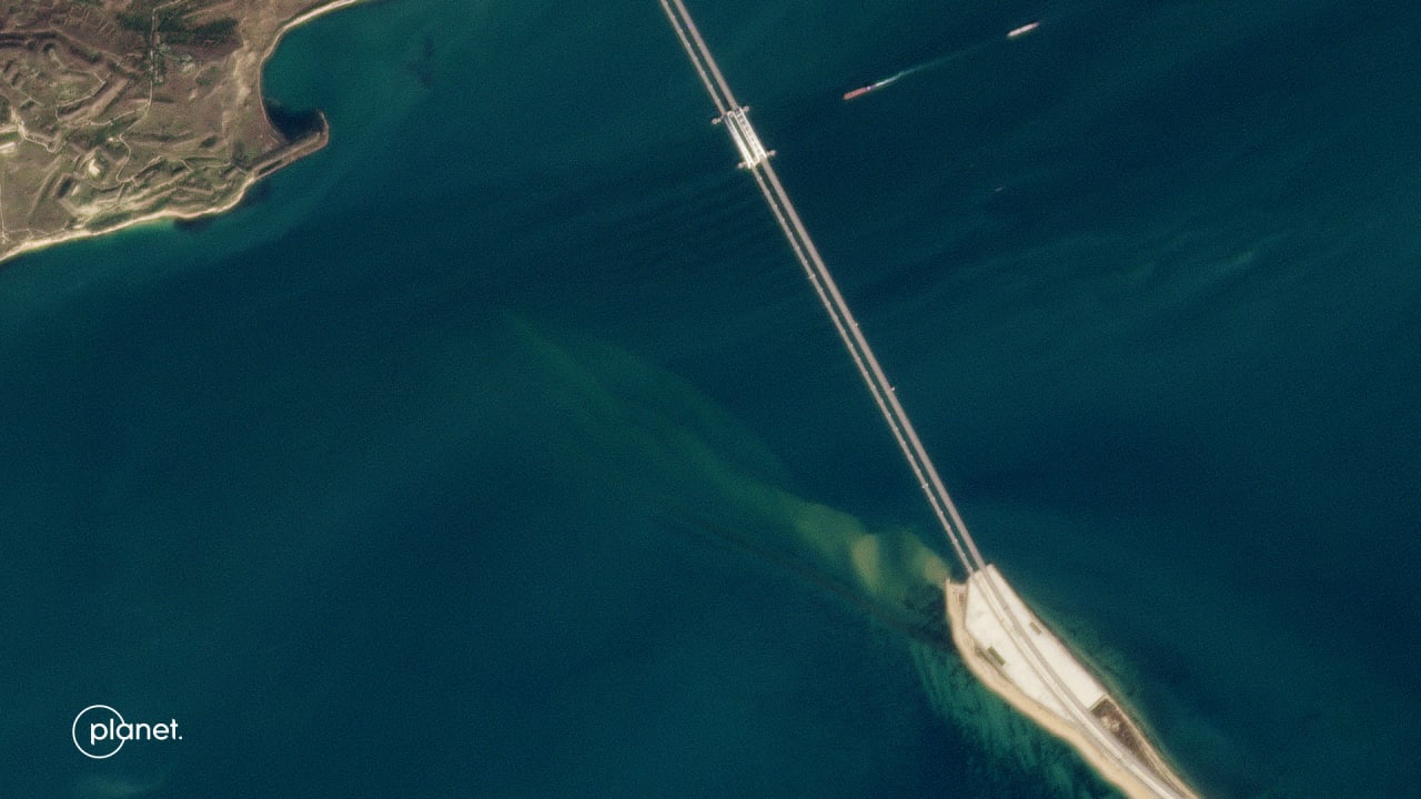 Опубликованы спутниковые снимки Керченского моста, — сервис PlanetScope 
