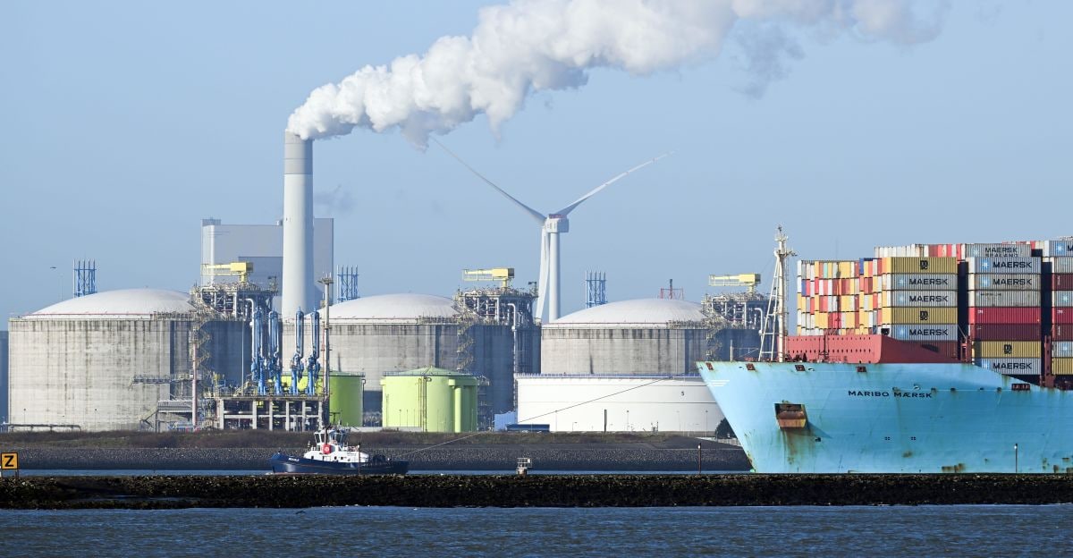 🇯🇵 Японія надає виробнику електроенергії 900 млн доларів позики для придбання ЗПГ