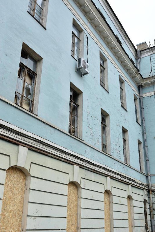 В результате обстрелов столицы 10 октября пострадал крупнейший в Украине Национальный научно-природоведческий музей