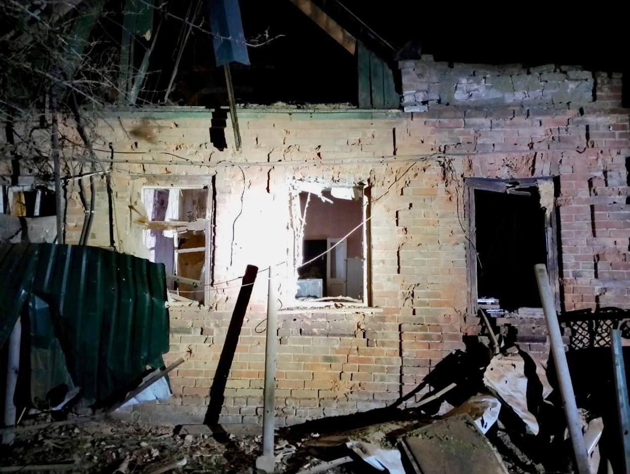 Глава Днепропетровской ОВА показал последствия ночного обстрела области