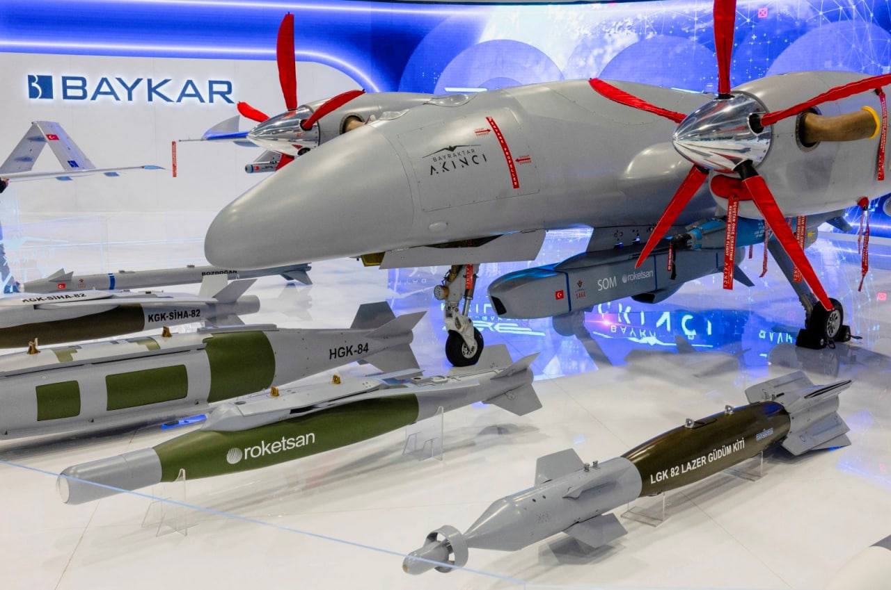 ⚡️Беспилотники Bayraktar TB2 и Akıncı оборудуют ракетами класса "воздух – воздух" для борьбы с руснявыми вертолётами и иранскими дронами-мопедами в Украине, — Daily Sabah