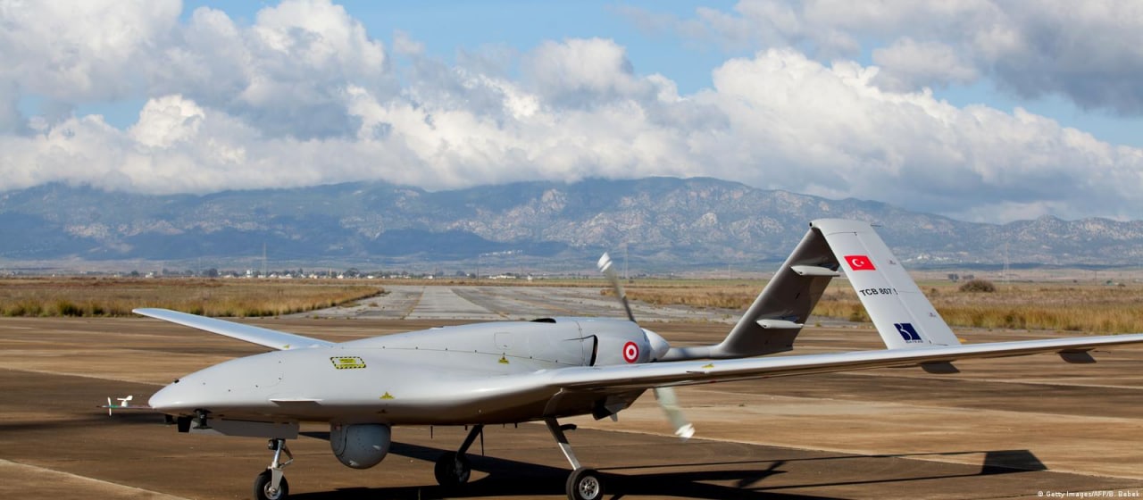 Турецкая компания Baykar планирует вскоре оборудовать беспилотники Bayraktar TB2 и Akıncı ракетами класса "воздух – воздух" для борьбы с дронами-камикадзе, такими как иранские "шахеды", — гендиректор 