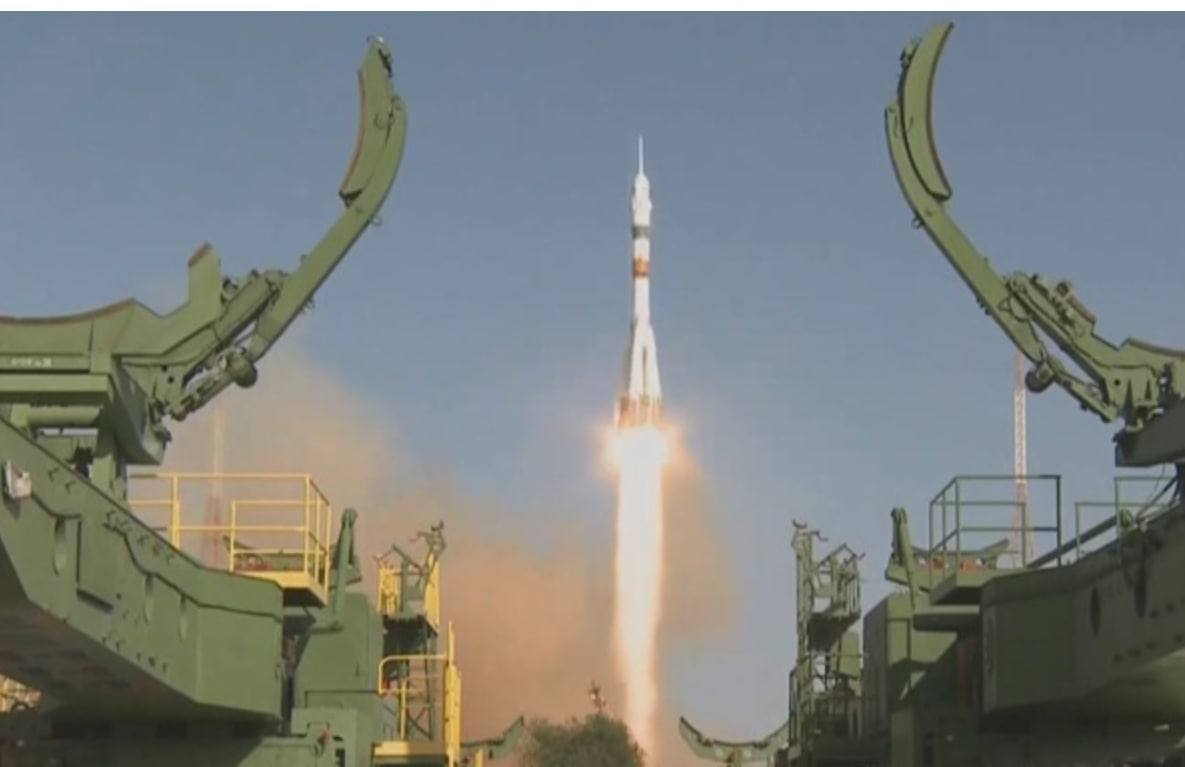 РФ вывела военный спутник на орбиту в интересах Минобороны России — росСМИ