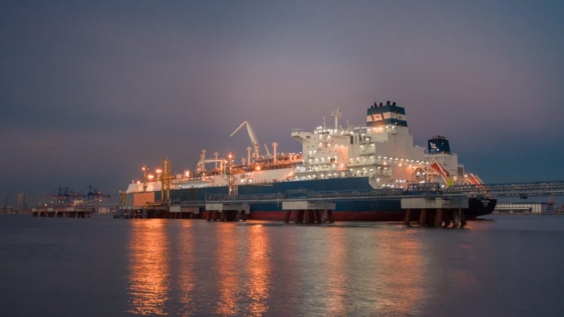 🇩🇪 Німеччина відкрила перший LNG-термінал для заміщення російського газу 
