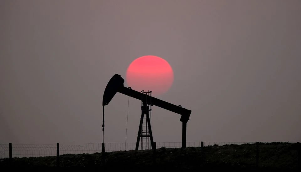 🛢 Наступного року видобуток нафти в росії значно скоротиться через заборону ЄС – МЕА  