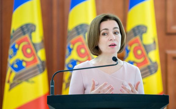 Президент Молдовы Майя Санду прокомментировала ракетные удары по городам Украины, которые оставили без света часть Молдовы