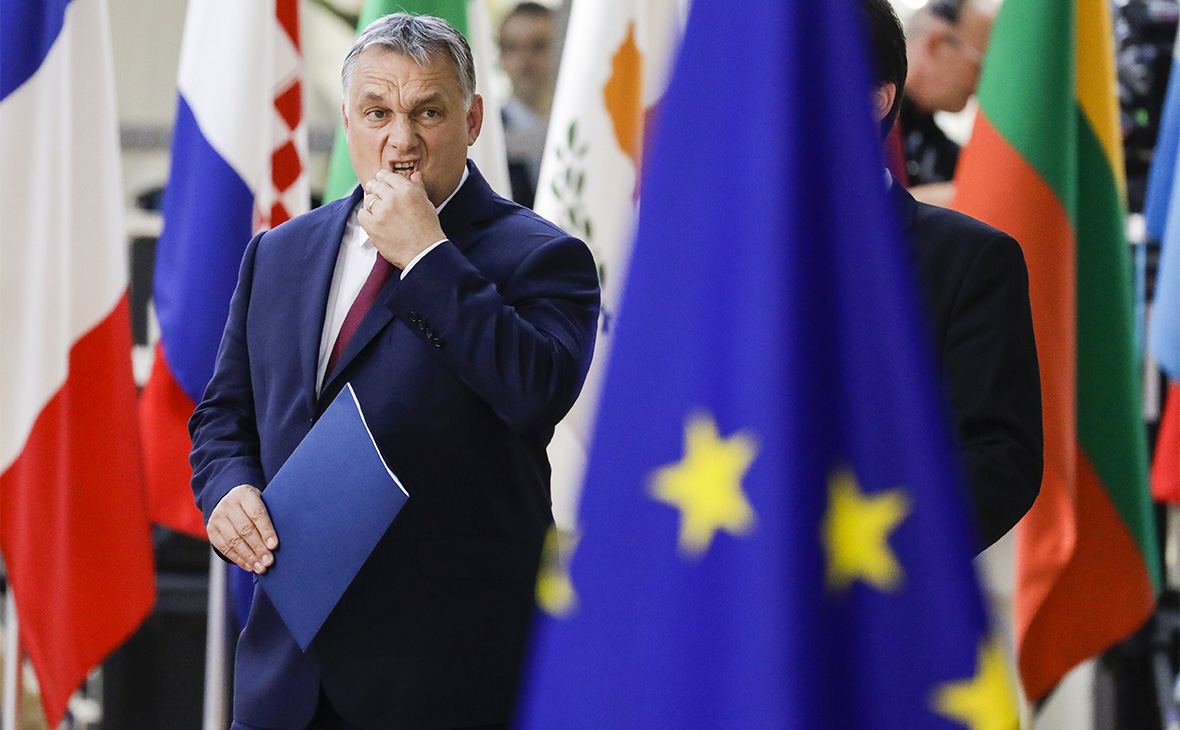 🇭🇺 Еврокомиссия может приостановить выделение части средств ЕС Венгрии, поскольку страна не смогла принять законы, направленные на борьбу с коррупцией и укрепление верховенства права, — сообщает Bloom