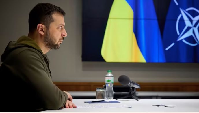 «Если кто-то предложит невоенный путь деоккупации Крыма, бду только за», - Зеленский в интервью Financial Times
