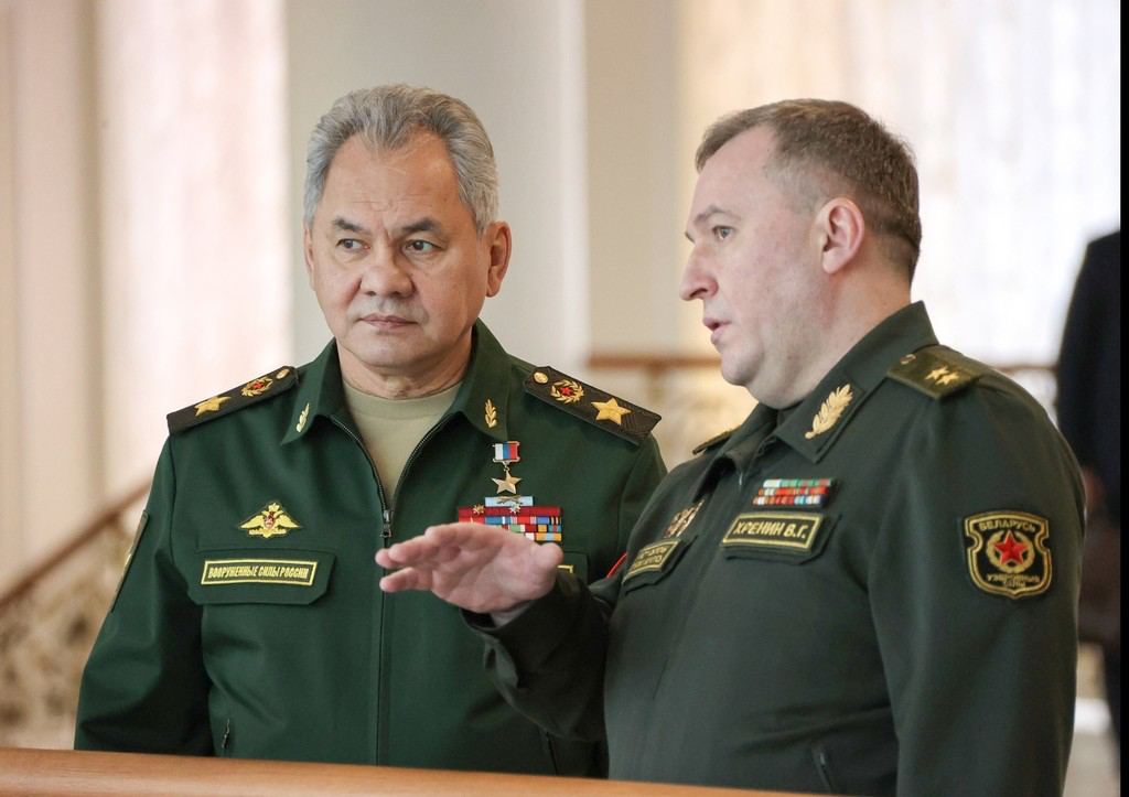 Министры обороны Беларуси и России Хренин и Шойгу примут участие в переговорах Лукашенко и Путина