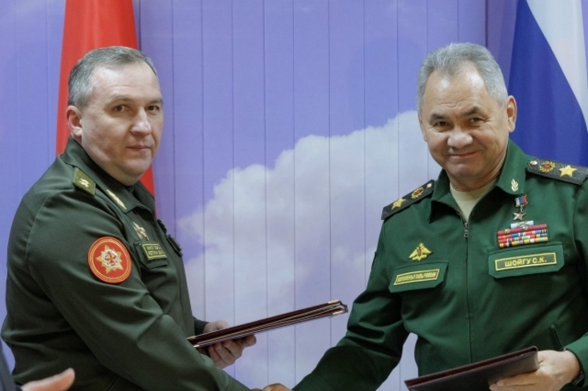 Министры обороны Беларуси Хренин и
