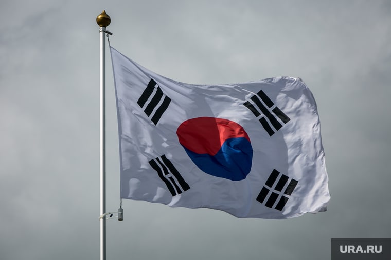 Южная Корея произвела предупредительные выстрелы