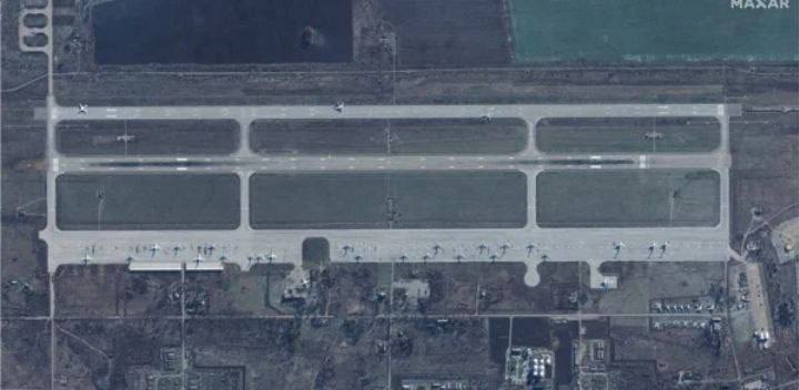 ⚡️Вибухи на російському аеродромі Енгельс-2