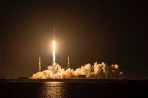 🛰🌐 Компания SpaceX вывела на орбиту первую партию спутников Starlink второго поколения
