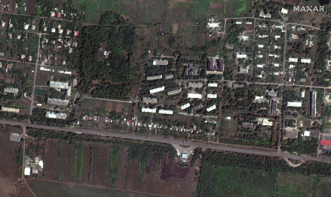 Супутникові знімки Бахмуту влітку 2022 і зараз
