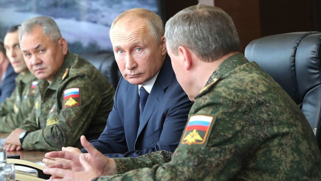 Путин готовит россиян к длительной войне против Украины, - заявил представитель ГУР МО Андрей Юсов в эфире телемарафона