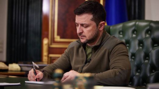 Владимир Зеленский подписал закон, ужесточающий