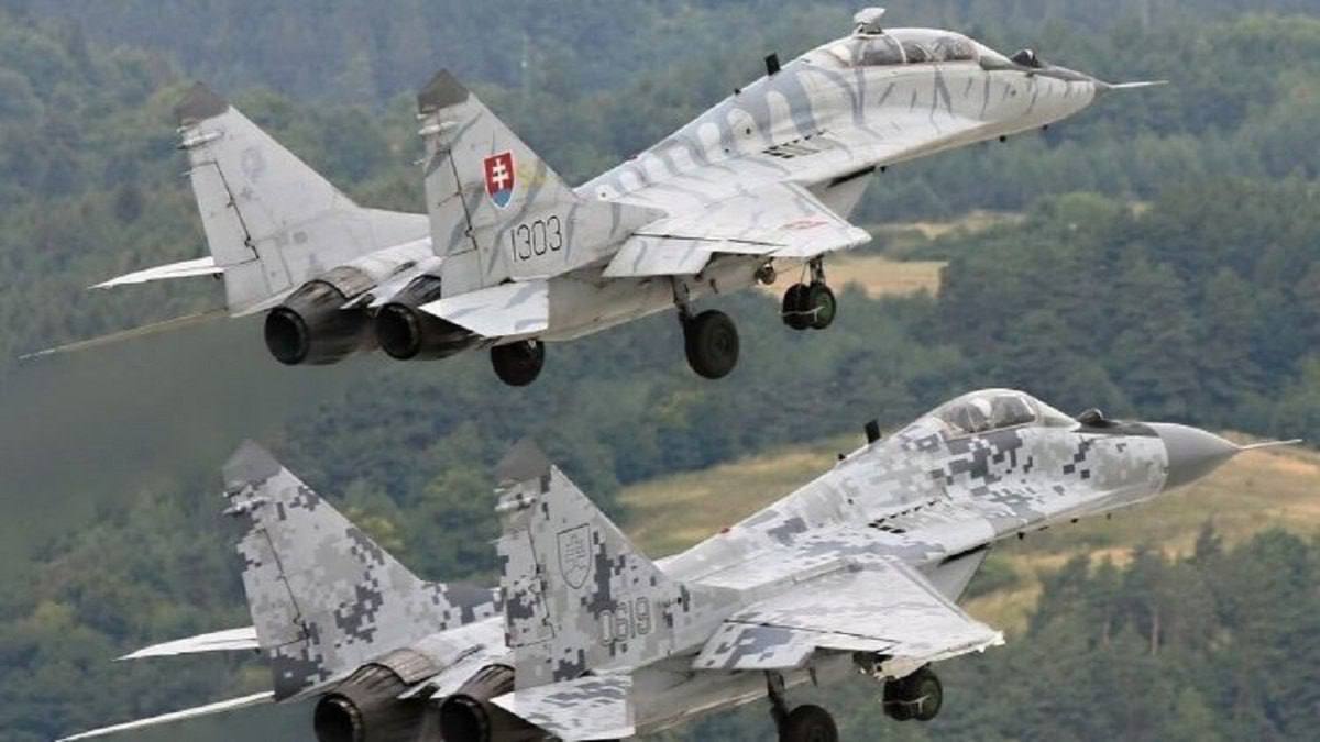 ⚡️Словакия готова обсудить передачу Украине своих МиГ-29 — министр обороны страны Ярослав Надь