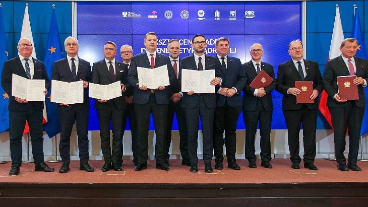 🇵🇱 Шість польських університетів, енергетична компанія PKN Orlen та Міністерство освіти підписали лист про наміри впровадити нові освітні програми, пов’язані з ядерною енергетикою