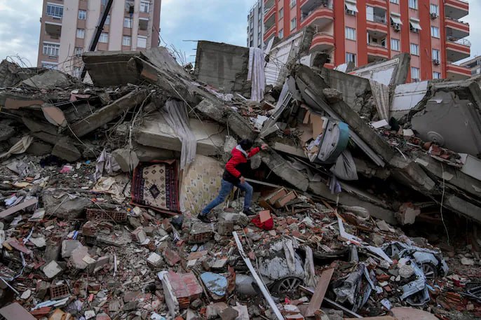 🇹🇷🇸🇾У Туреччині та Сирії триває розбір завалів, спричинених серією землетрусів