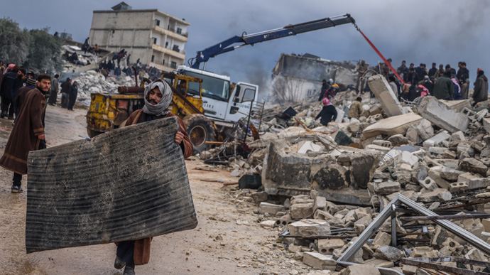 ПЗДЦ! Кількість загиблих внаслідок землетрусу у Туреччині та Сирії перевищила 12 тисяч осіб