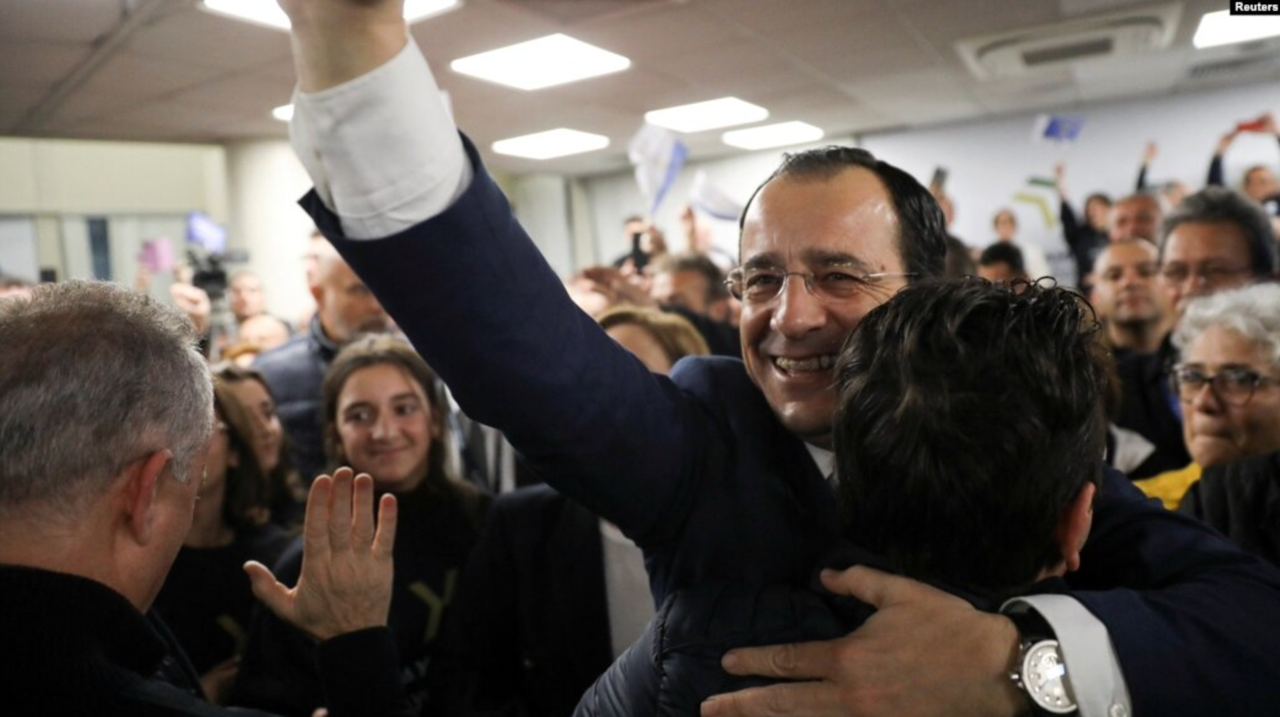 На президентских выборах на Кипре победил бывший министр иностранных дел Никос Христодулидес - Reuters