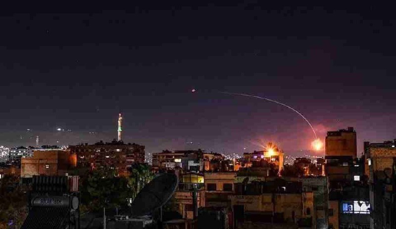 В столице Сирии слышны звуки взрывов, — местные СМИ