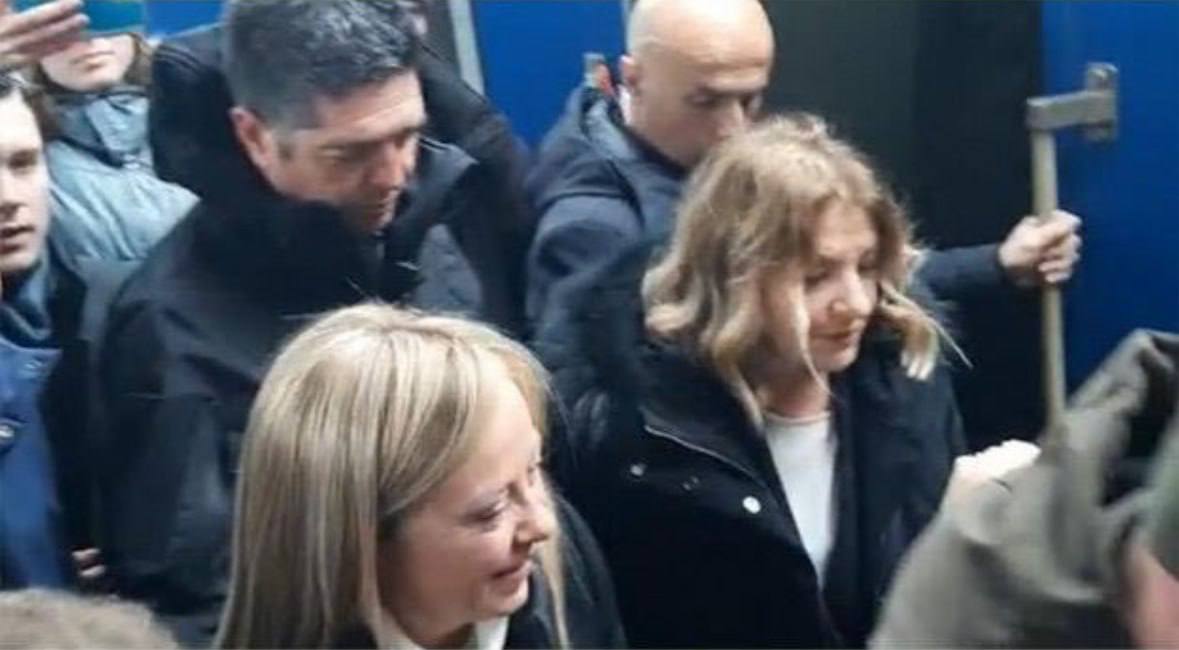 ⚡️А теперь к нормальным новостям - премьер-министр Италии Джорджия Мелони прибыла в Киев