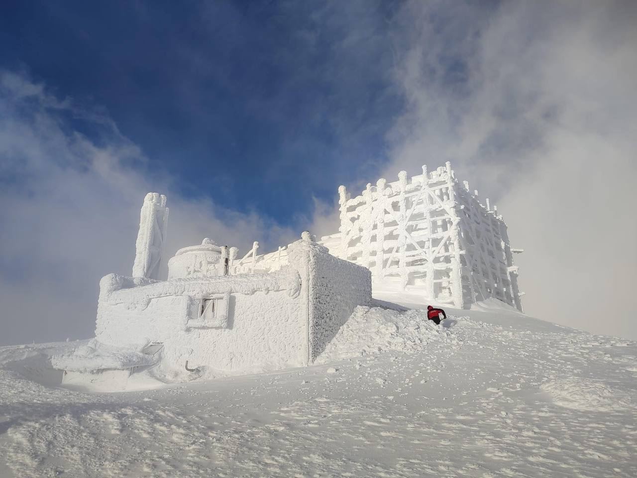 В Карпатах что-то невероятное после пятидневного шторма – фантастические фото с горы Поп Иван Черногорский