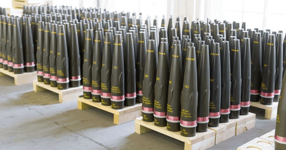 Франция в этом году значительно увеличит число заказов снарядов калибра 155-мм для гаубиц Caesar, которые поставляются Украине, - министр обороны Франции Себастьен Лекорню