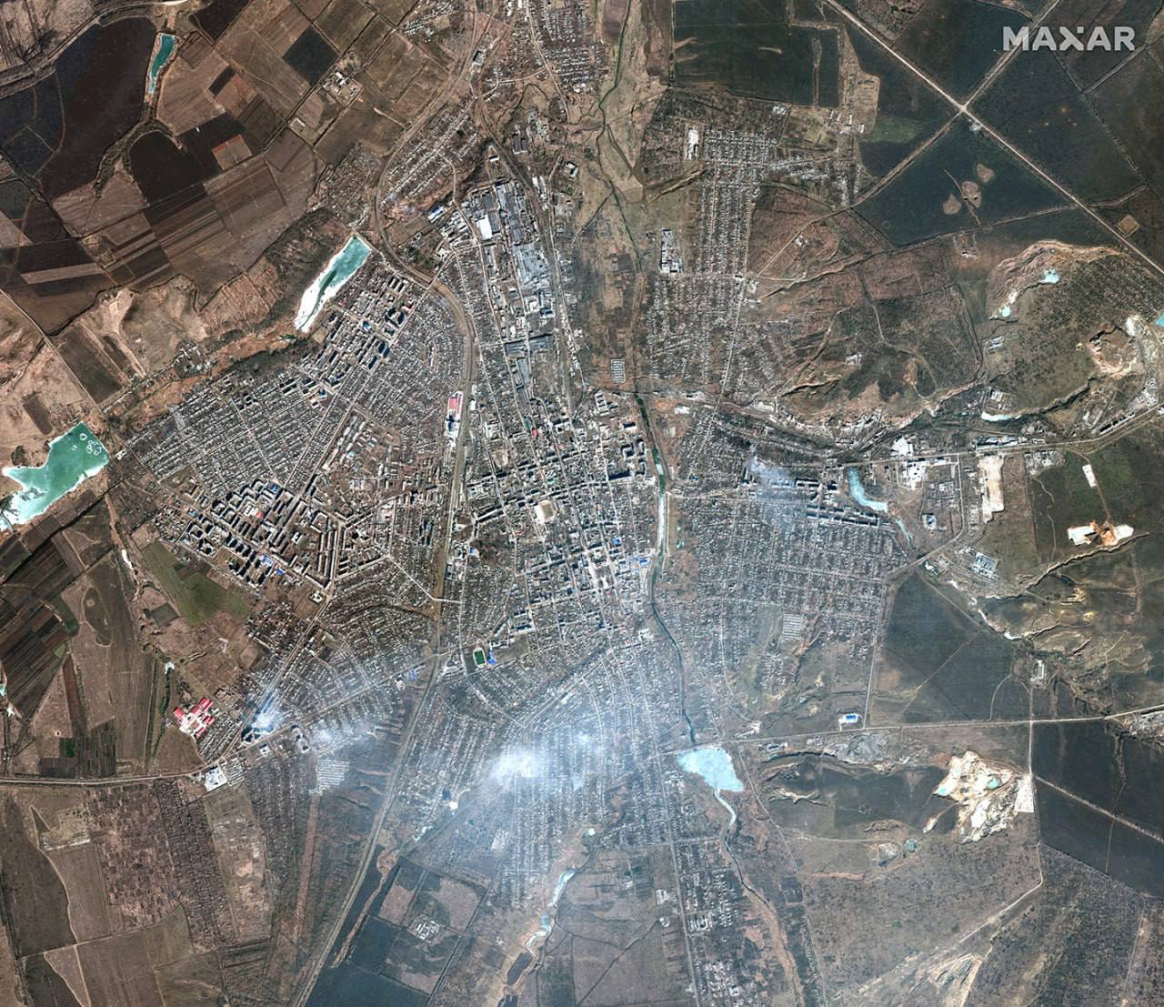 Живого места нет: новые спутниковые снимки Бахмута и его окрестностей