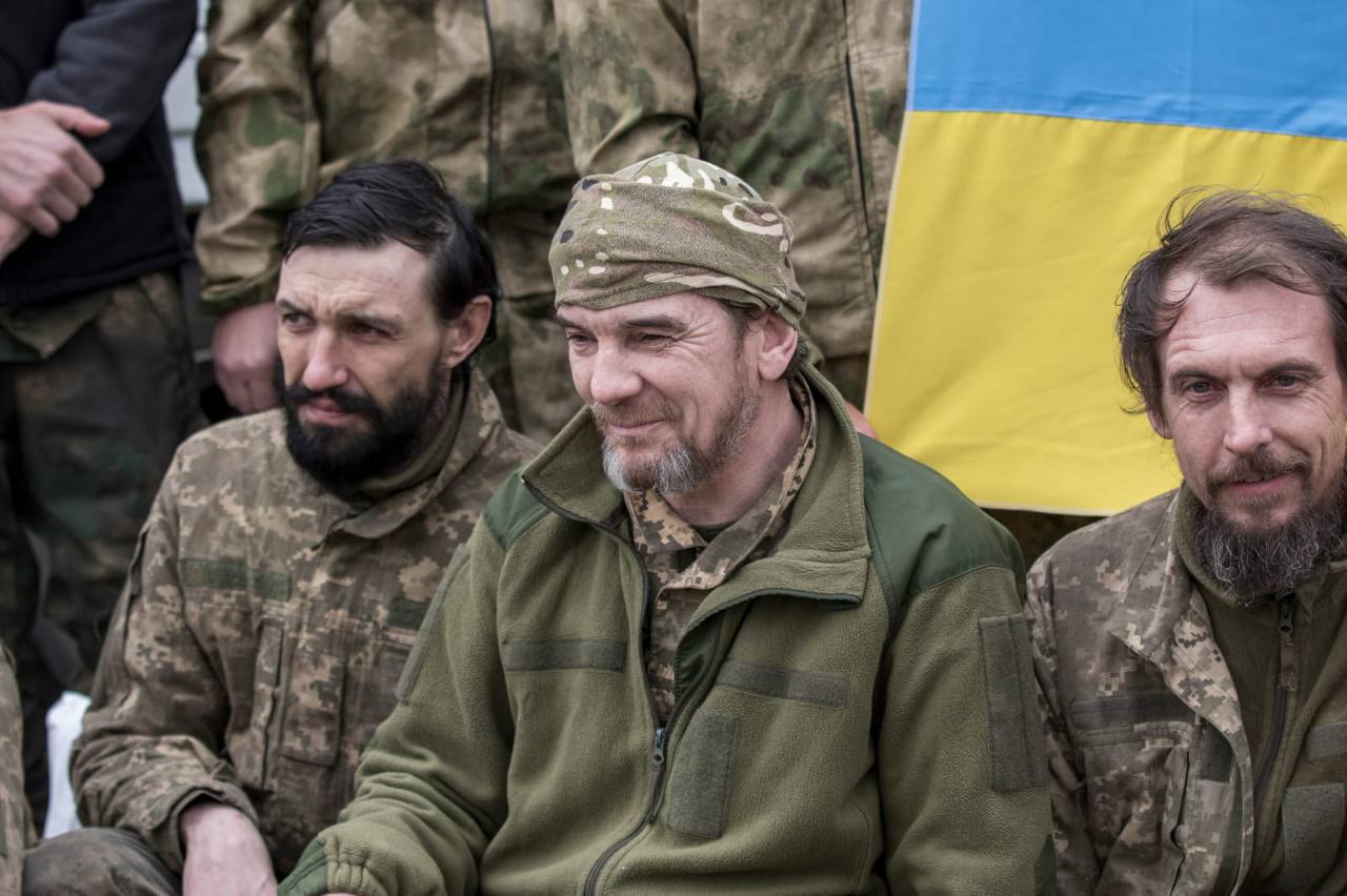 ❗️Состоялся очередной обмен пленными — еще 130 украинцев вернулись из плена РФ — Ермак