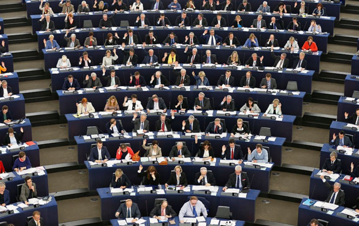 Европарламент принял резолюцию с требованием