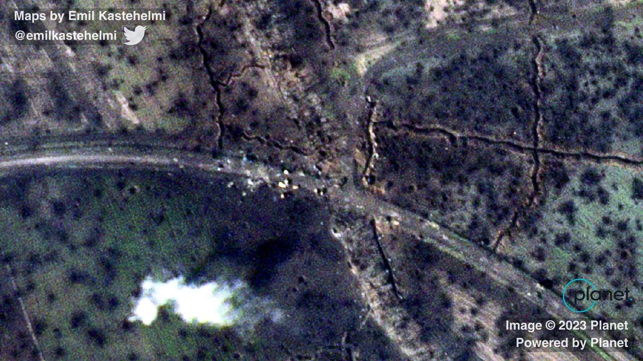 Снимки со спутников украинских укреплений